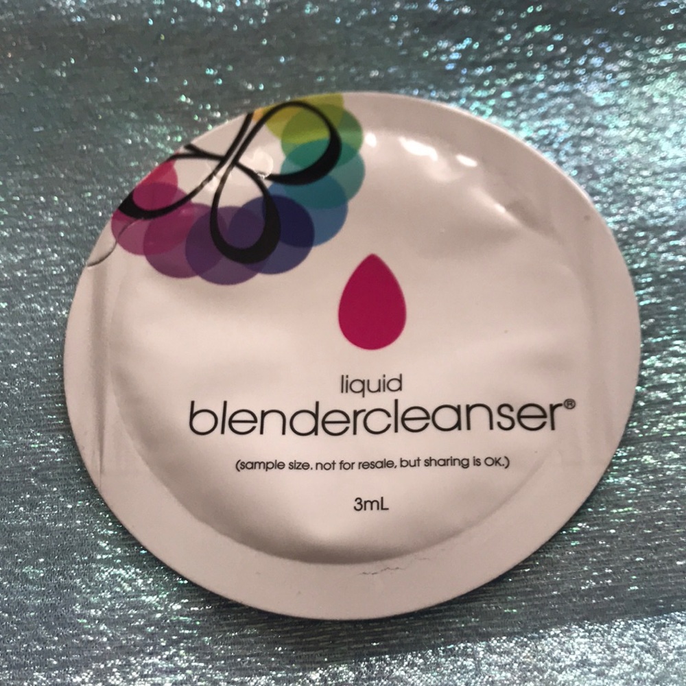 🔥 10/$5 Beauty Blender Liquid BlenderCleanser Sample